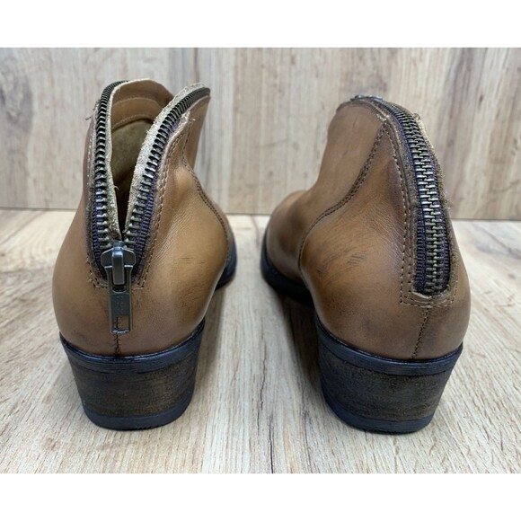 Very Volatile Sofia Ankle Boots Biker Bootie Full Zip Ankle Wmns 8 Brown Leather - Picture 7 of 16